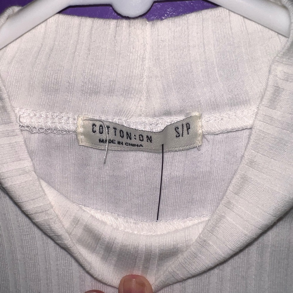White lines short sleeve shirt - Picture 4 of 4